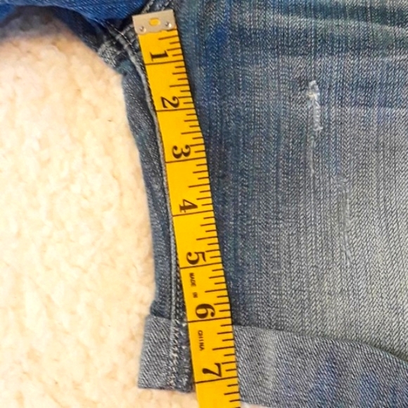 Bullhead Sz 1 Distressed Modest Denim Shorts - Picture 11 of 11